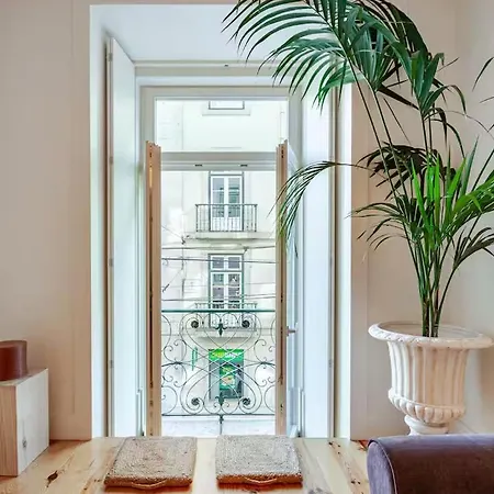 Chiado Luxury Camoes Lisbona
